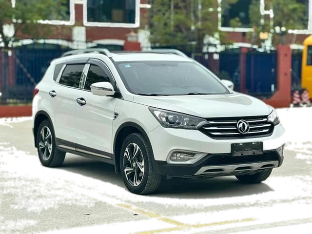DONGFENG Aeolus AX7